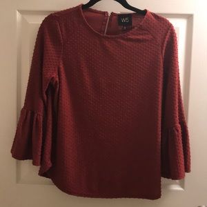 Red wide sleeve top